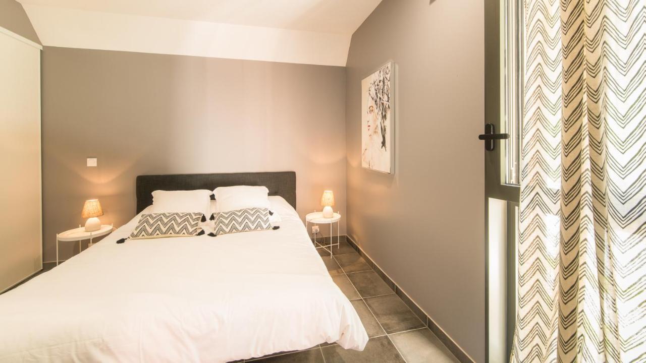 Appartement Le Coin Cosy avec Balcon Terrasse et parking privé à Sarlat Extérieur photo
